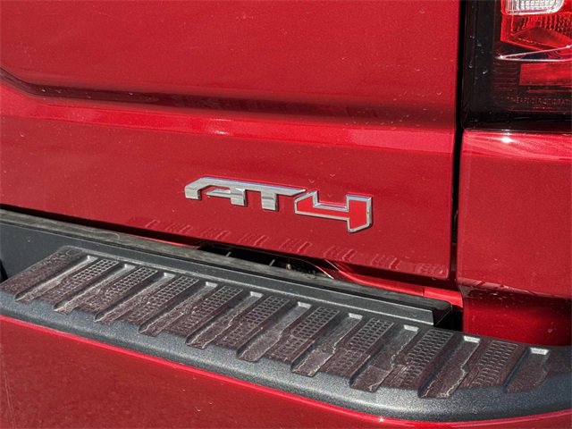 Used 2025 GMC Sierra 1500 AT4 w/ AT4 Premium Package image 4