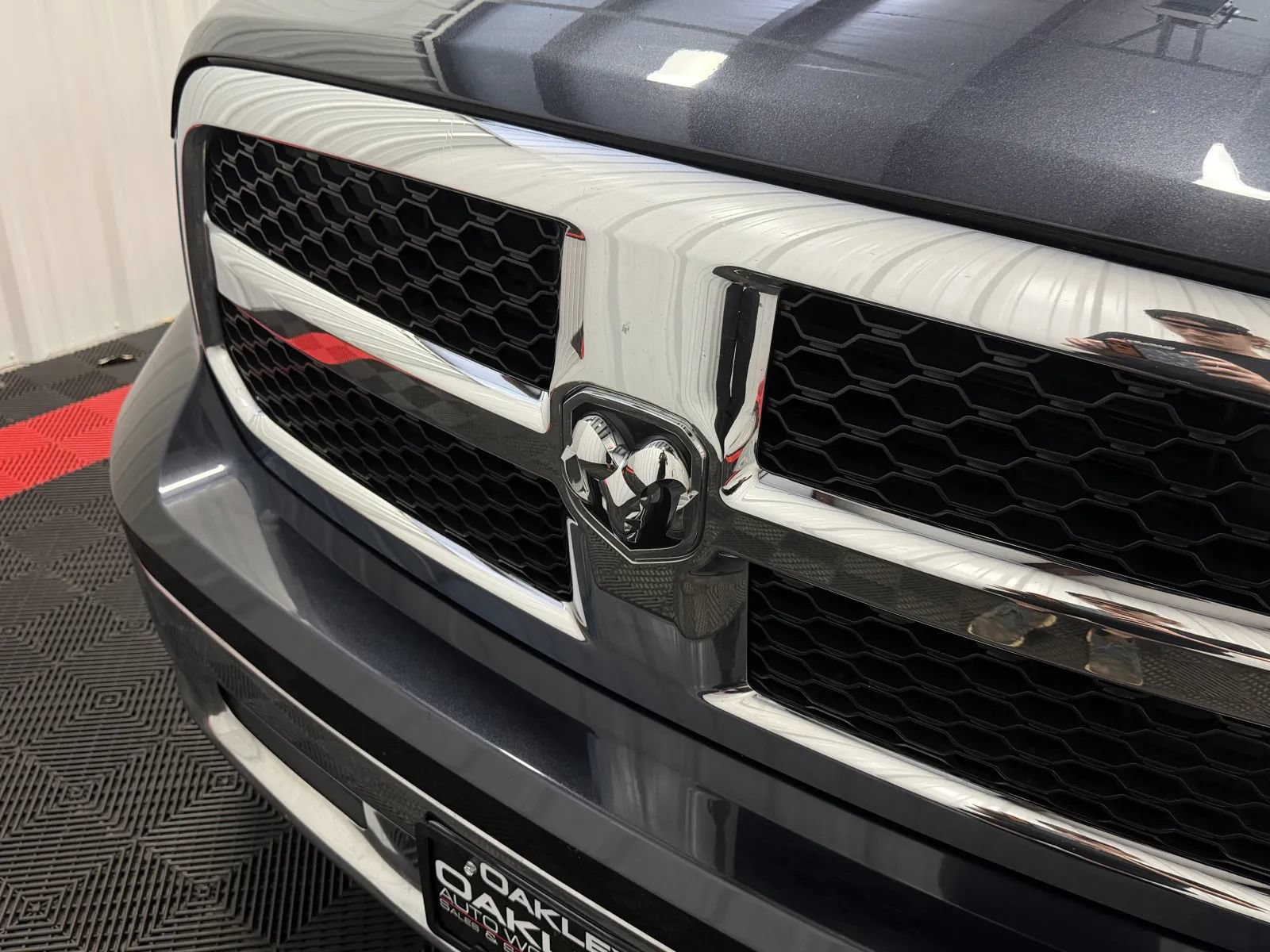 Used 2019 RAM 1500 Tradesman w/ Chrome Plus Package RWD image 8