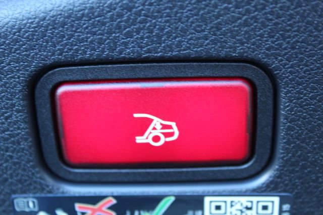 Used 2025 Mercedes-Benz CLE 53 AMG 4MATIC Cabriolet image 24