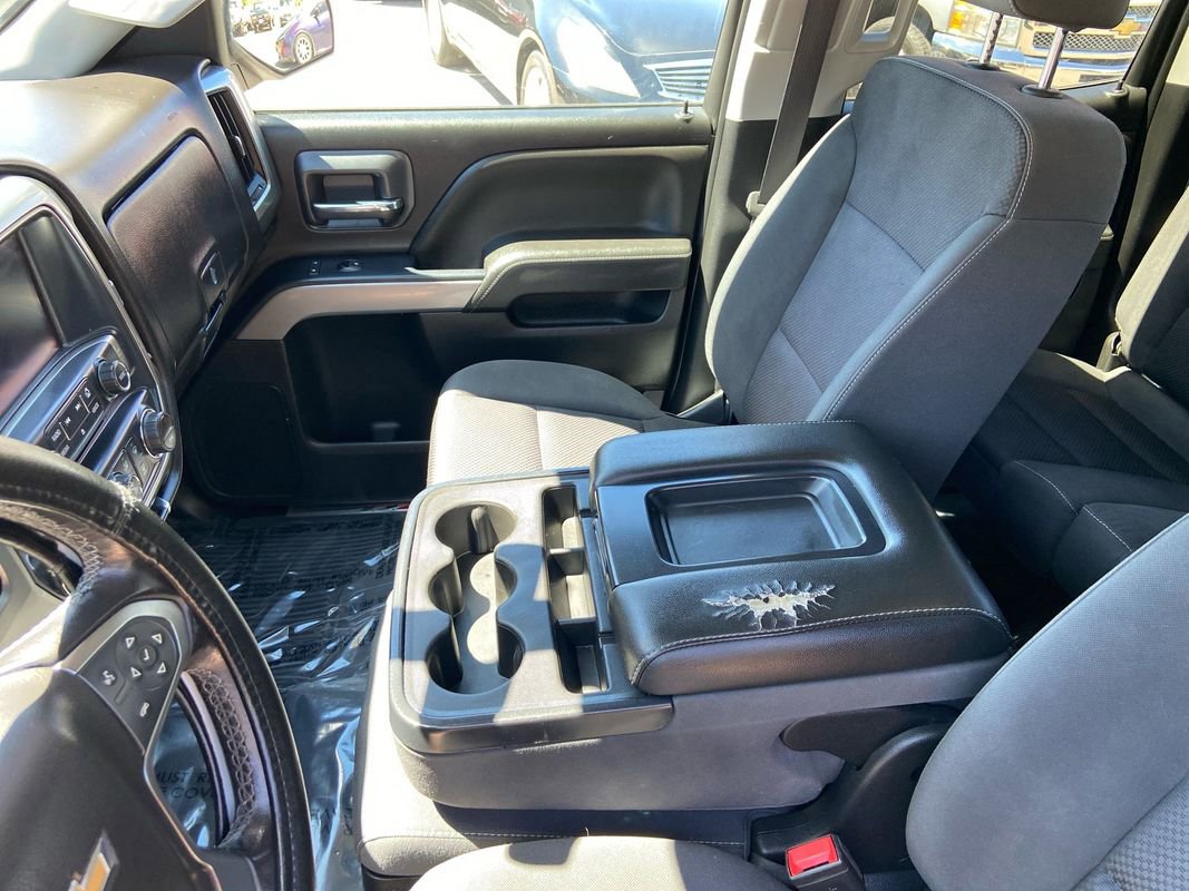 Used 2018 Chevrolet Silverado 1500 LT w/ All Star Edition AWD/4WD image 19