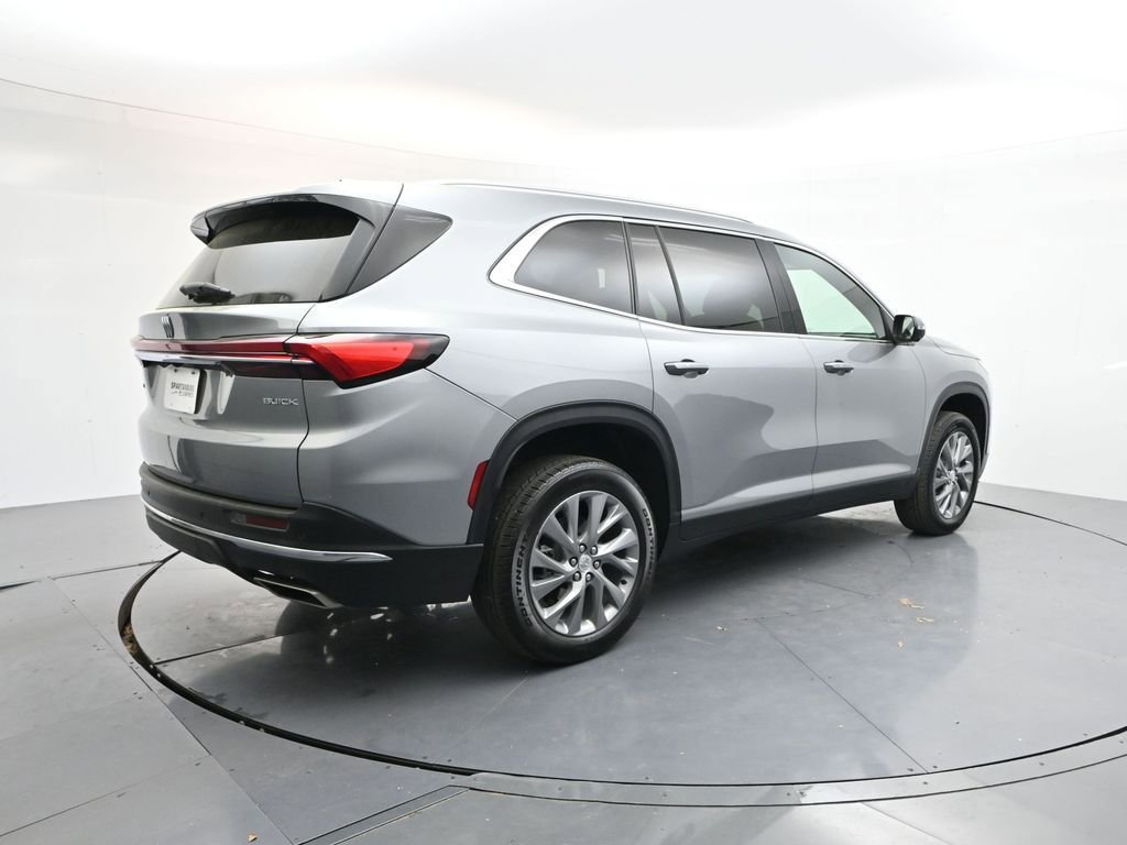 Used 2025 Buick Enclave Preferred image 7