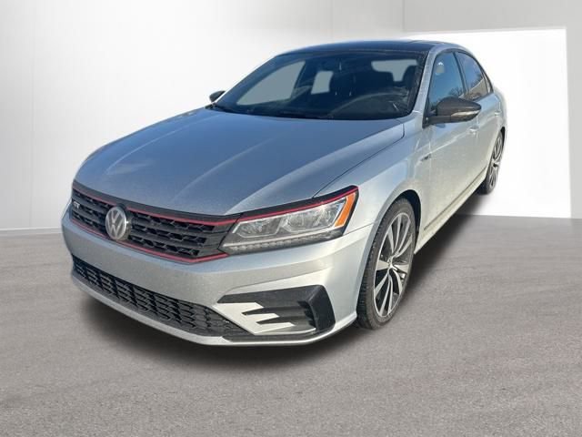 Used 2018 Volkswagen Passat 3.6 image 2