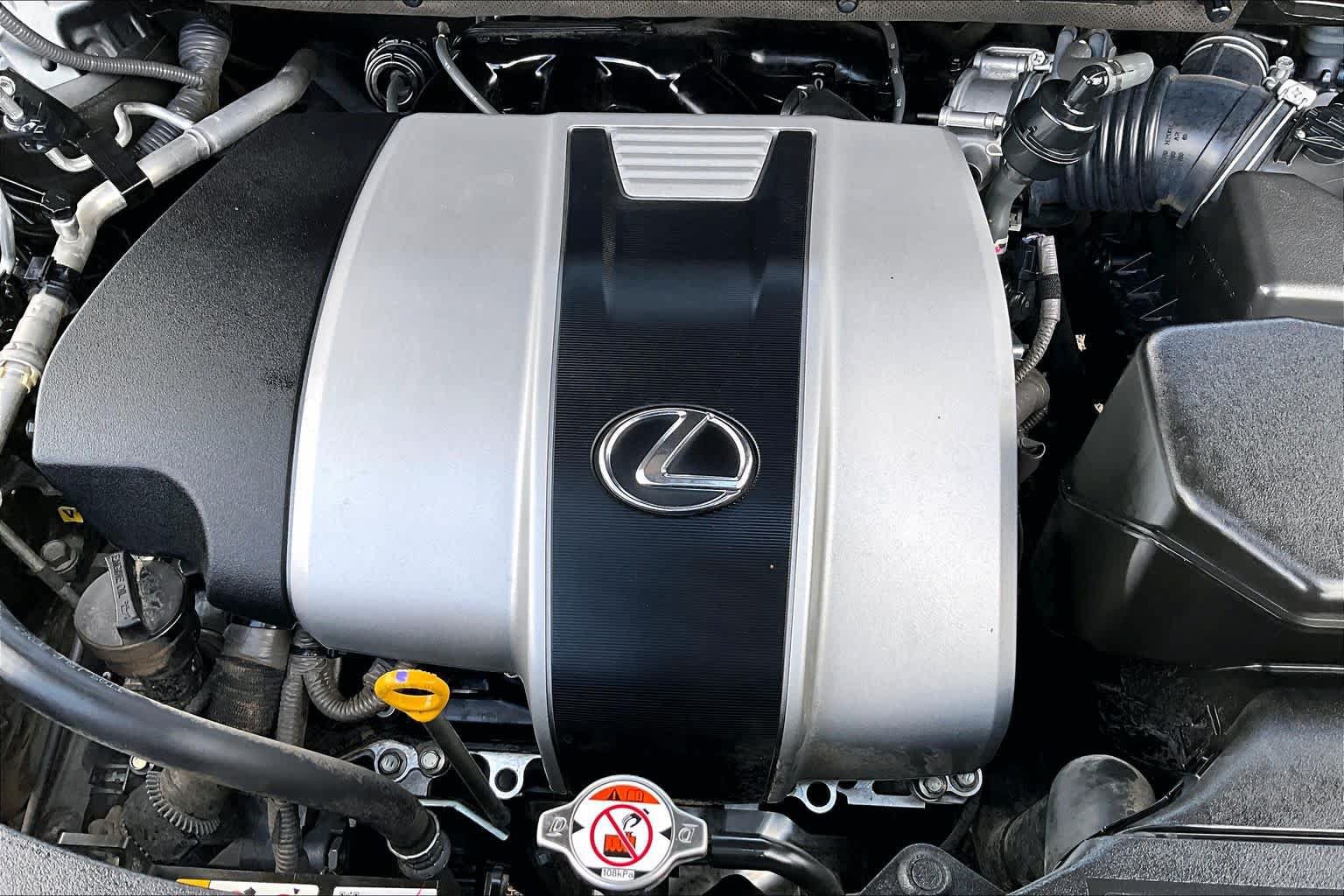 Used 2021 Lexus RX 350L FWD w/ Premium Package image 33