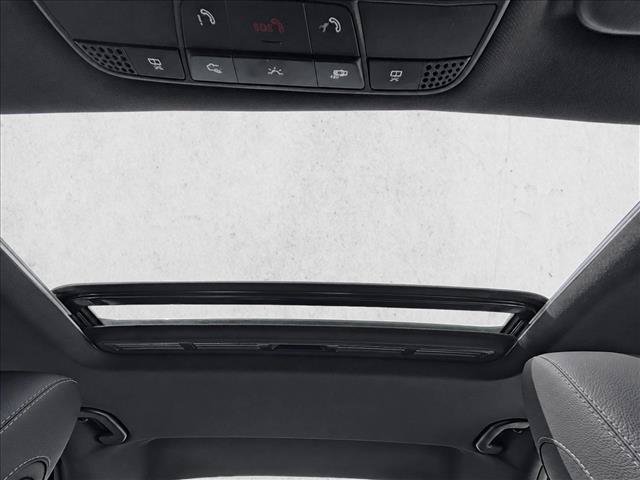 Used 2018 Mercedes-Benz C 300 4MATIC Sedan image 20