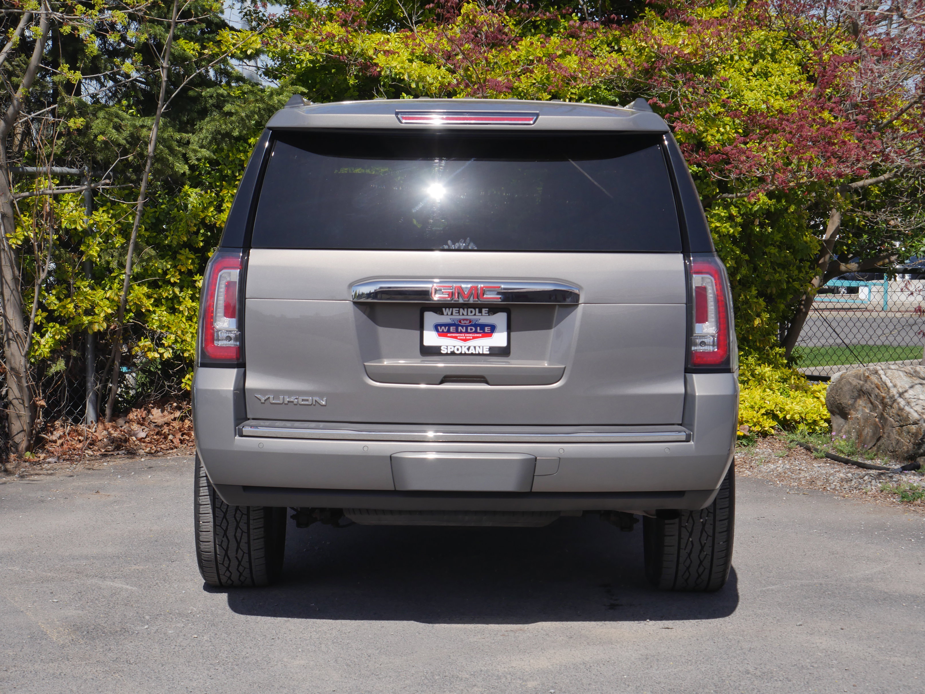 Used 2019 GMC Yukon Denali w/ Open Road Package AWD/4WD image 21