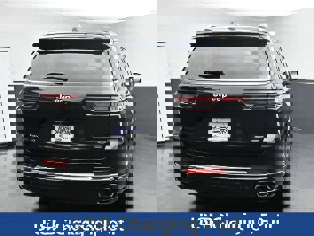 Used 2023 Jeep Grand Cherokee L Summit image 11