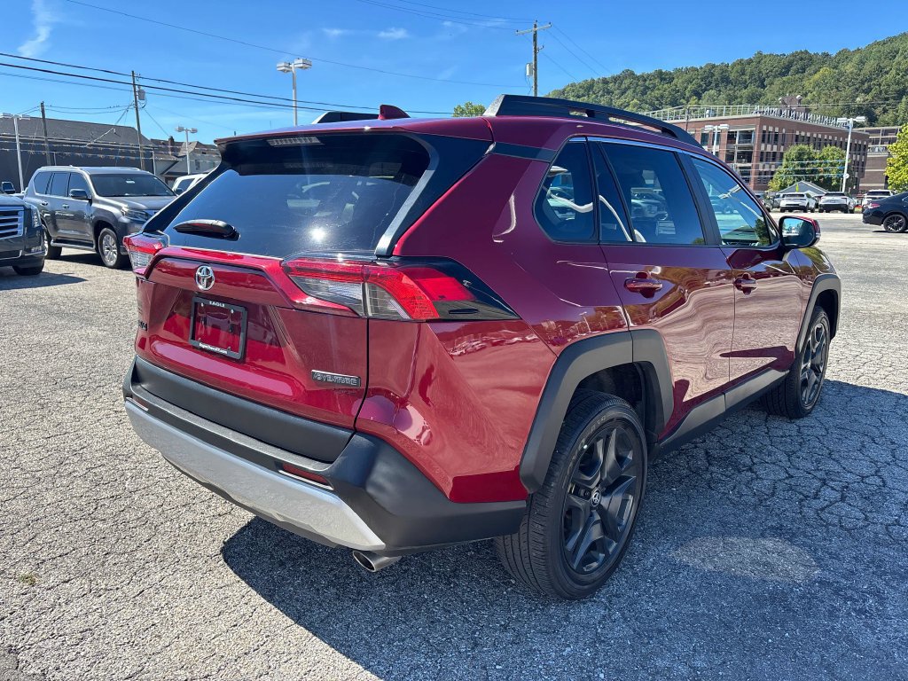 Used 2024 Toyota RAV4 Adventure AWD/4WD image 4