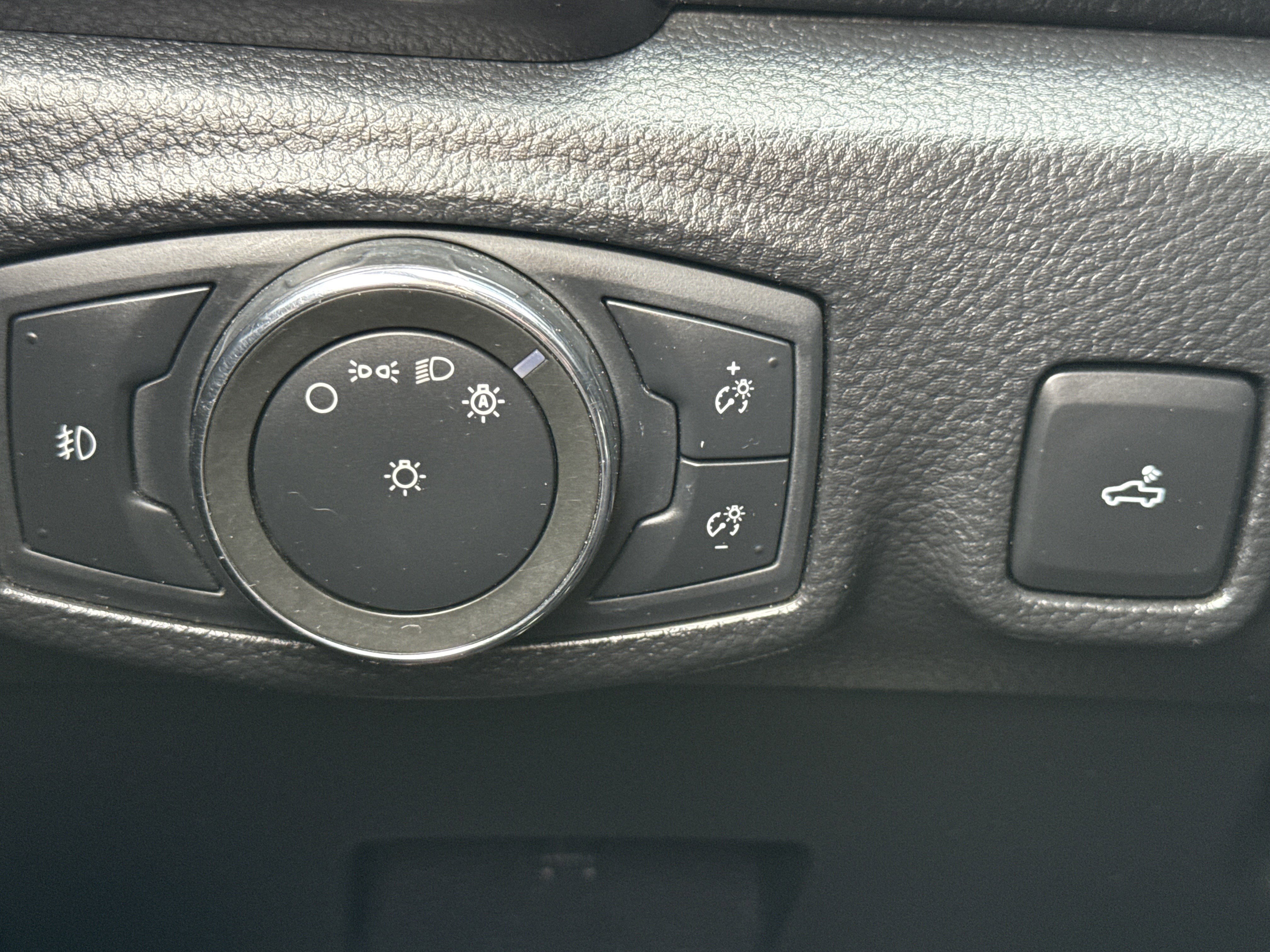 Used 2020 Ford Ranger Lariat w/ Technology Package image 34