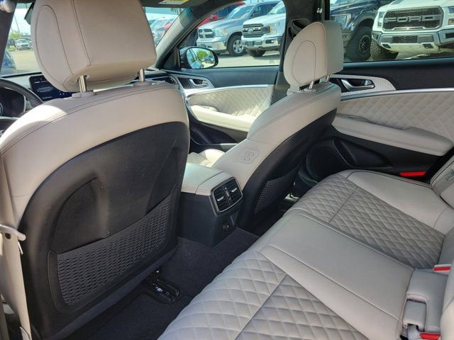 Used 2023 Genesis G70 3.3T w/ Sport Prestige Package image 16
