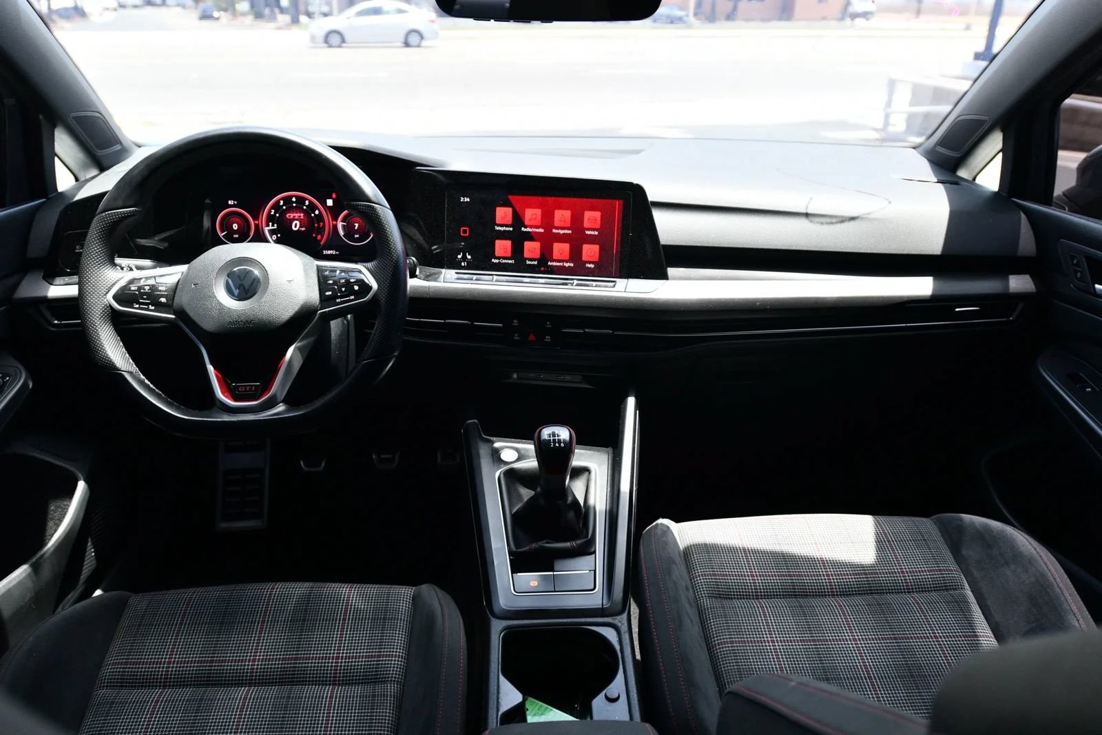 Used 2022 Volkswagen GTI SE FWD image 36