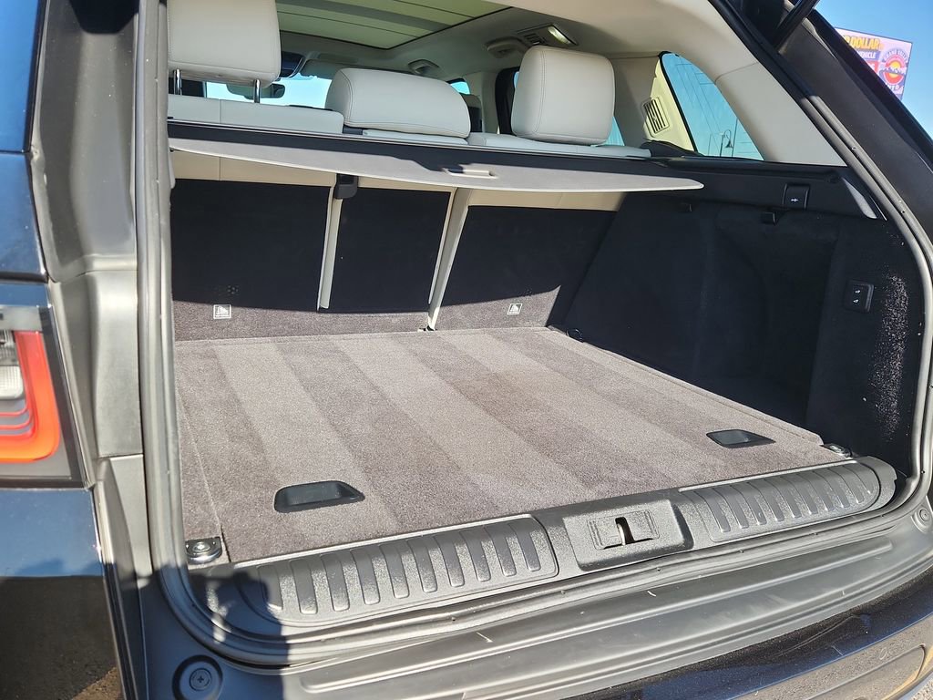 Used 2022 Land Rover Range Rover Sport HSE Silver Edition image 13