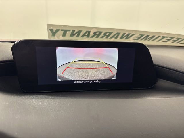 Used 2021 MAZDA MAZDA3 s FWD image 3