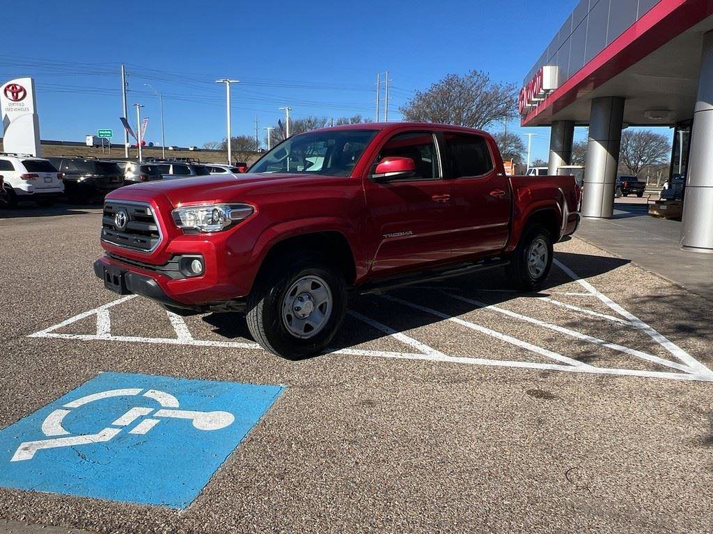 Used 2016 Toyota Tacoma SR5 image 24