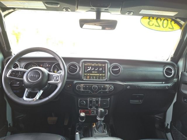 Used 2023 Jeep Wrangler Unlimited Rubicon 4xe w/ Cold Weather Group AWD/4WD image 3