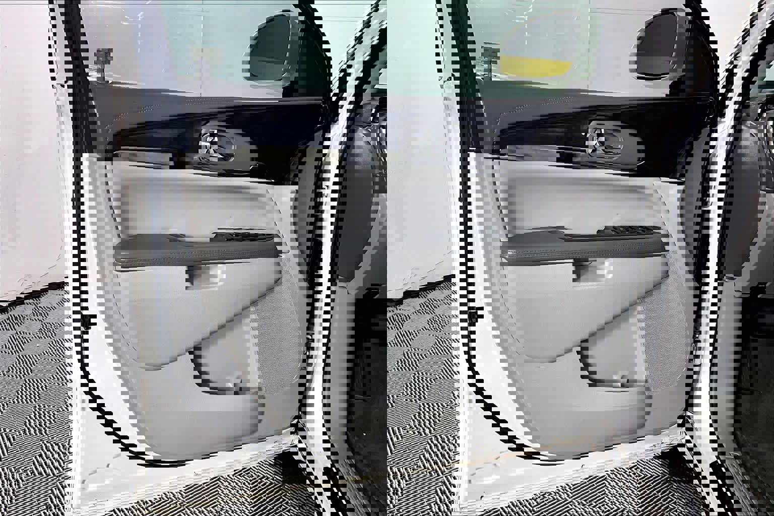 Used 2015 Buick Enclave Convenience image 19