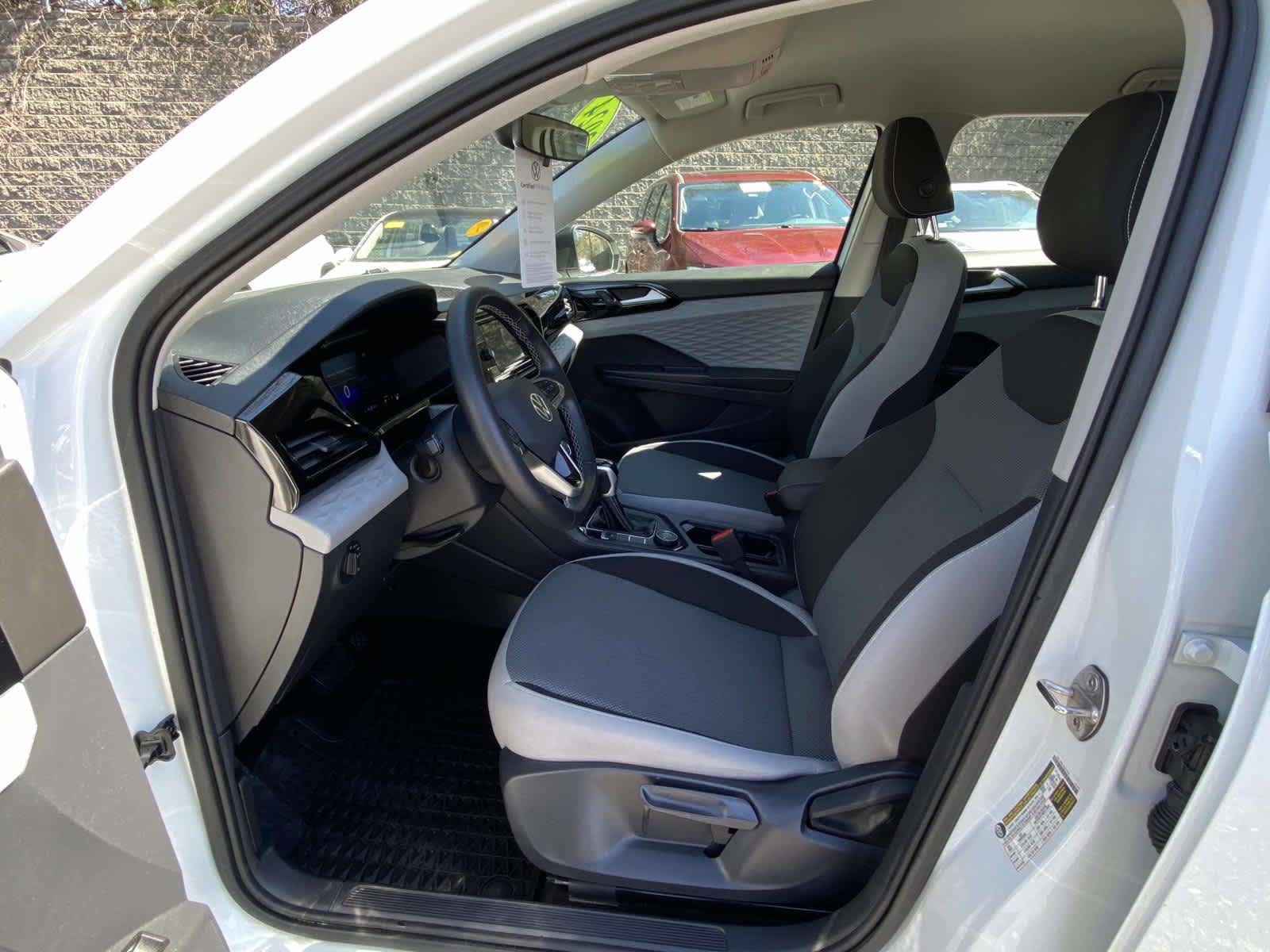 Certified 2024 Volkswagen Taos S AWD/4WD image 9
