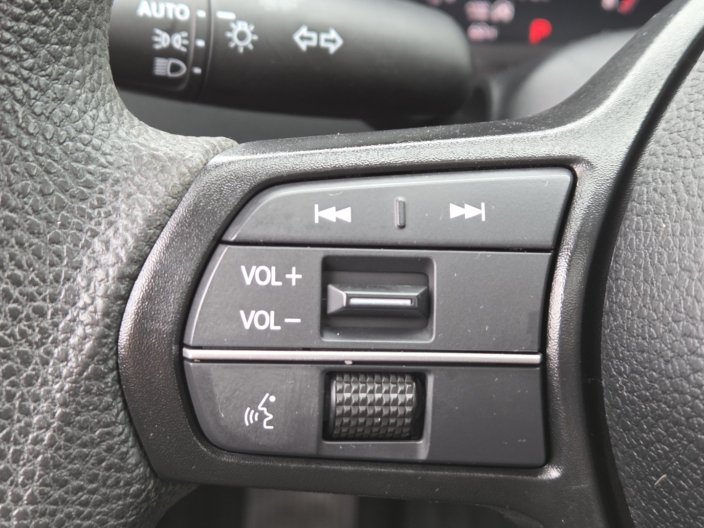 Used 2024 Honda Accord EX image 30