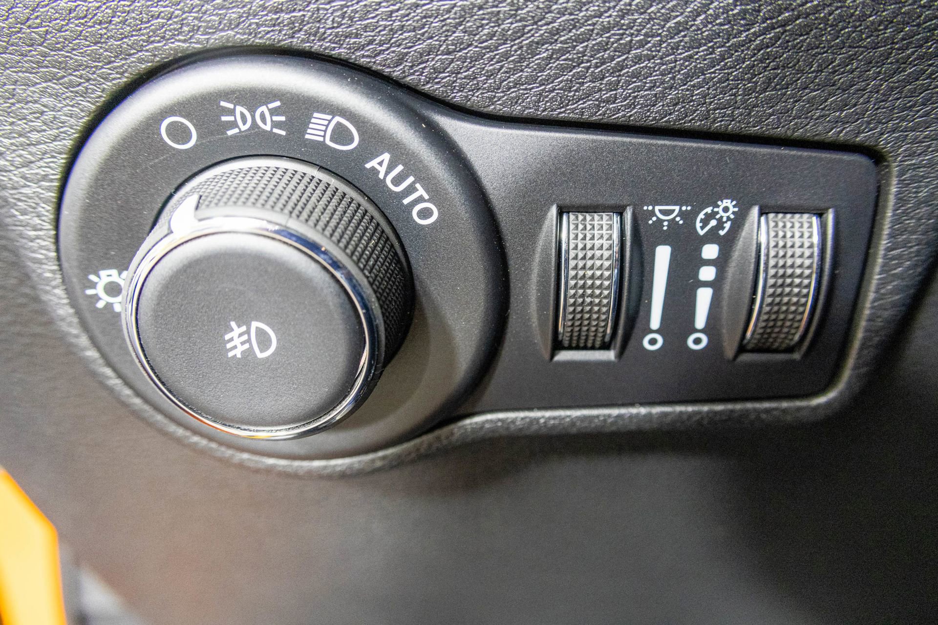 New 2026 Jeep Compass Trailhawk image 32