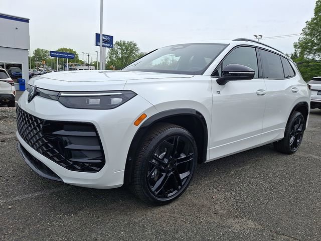 New 2026 Volkswagen Tiguan SE R-Line AWD/4WD image 2