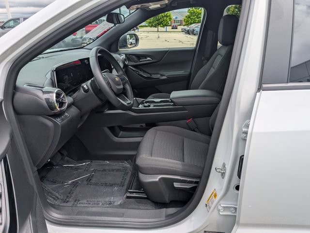 Used 2026 Chevrolet Equinox LT AWD/4WD image 10