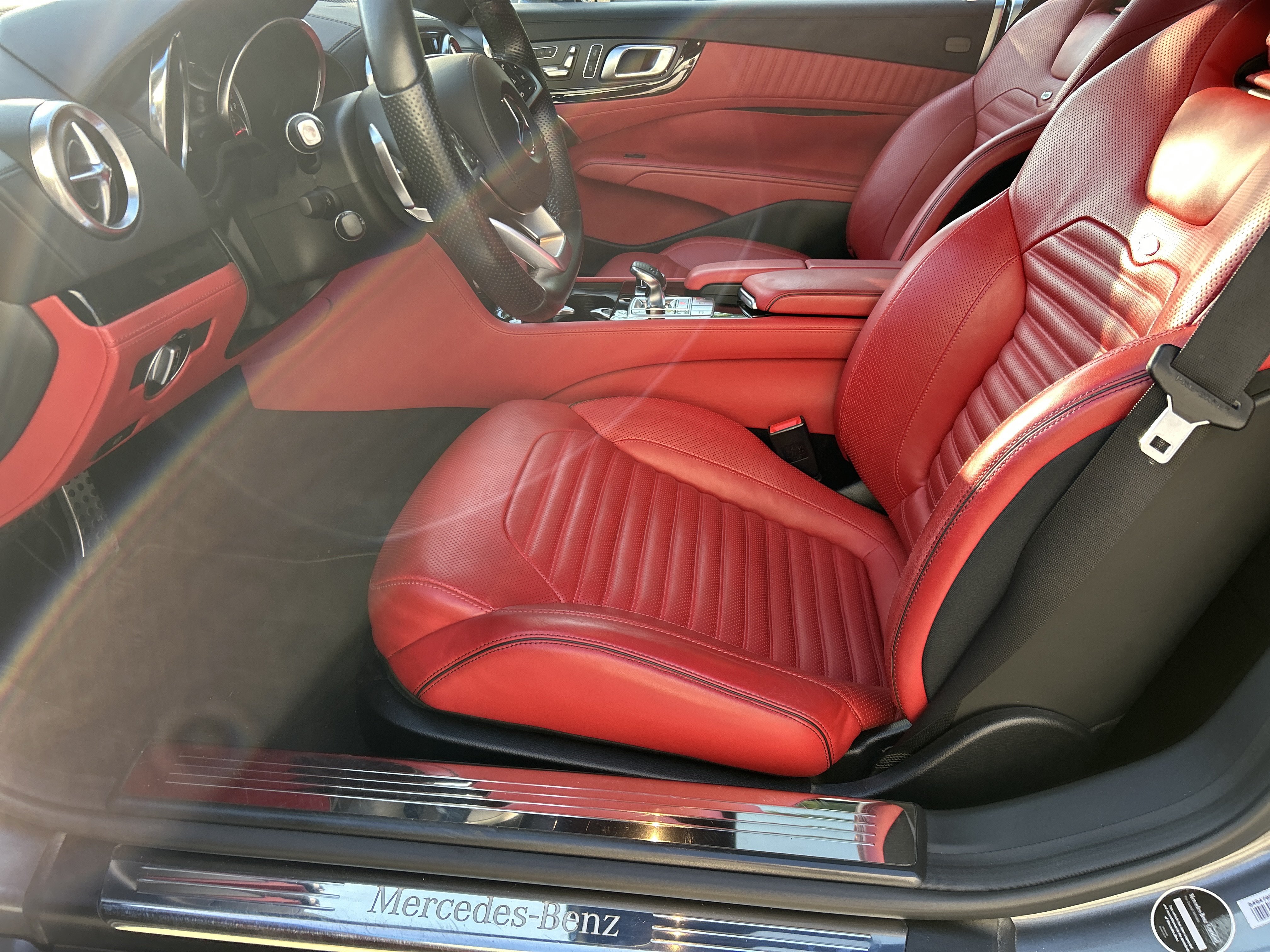 Used 2018 Mercedes-Benz SL 450 image 30