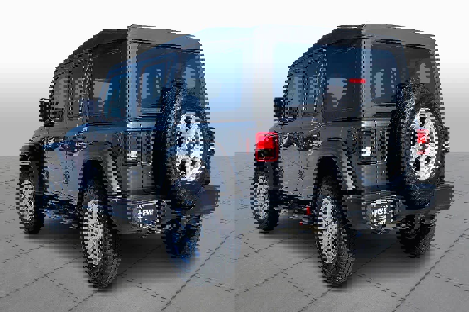 Used 2019 Jeep Wrangler Unlimited Sport S image 11