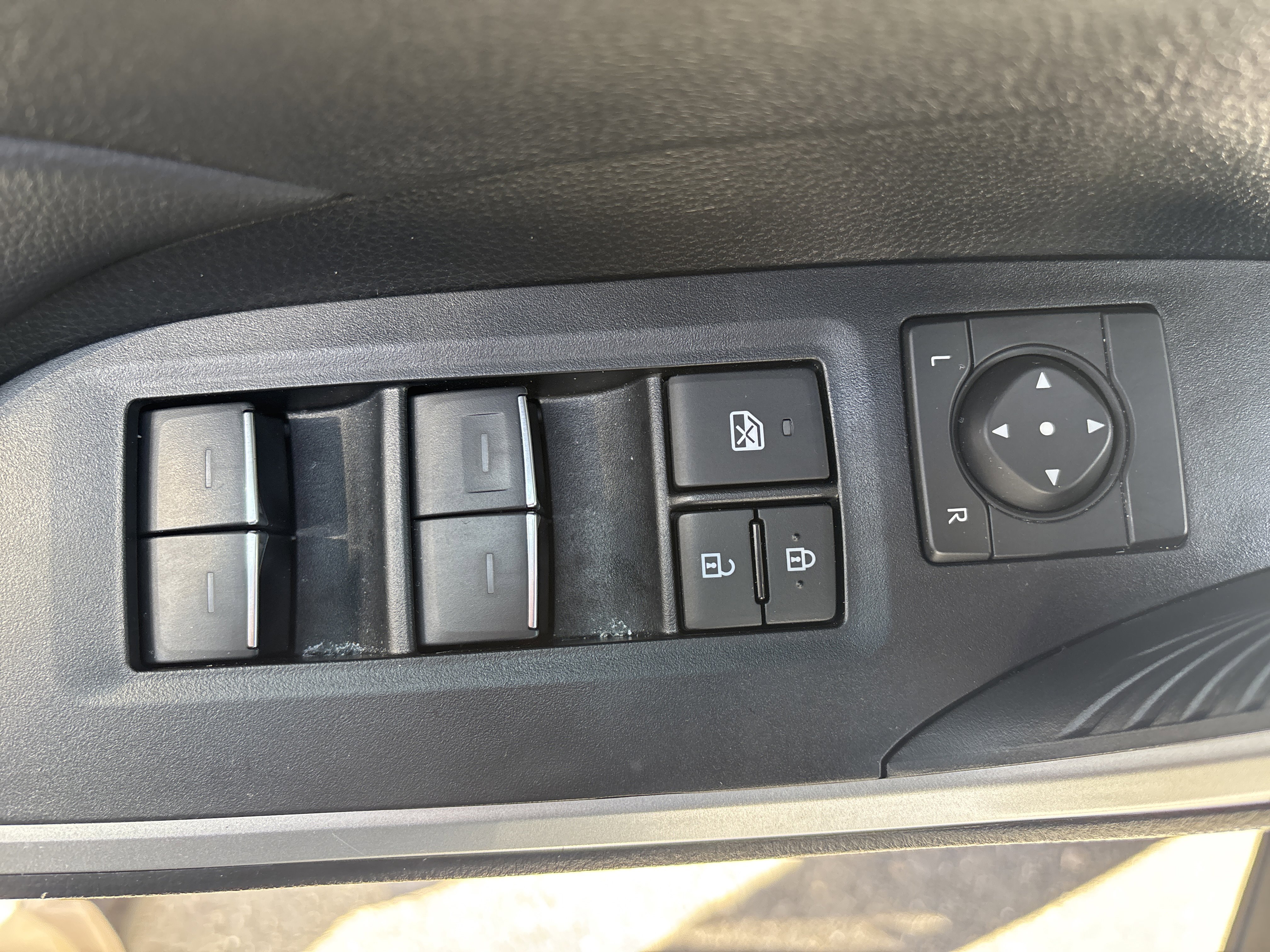 Certified 2025 Toyota RAV4 XLE AWD/4WD image 16