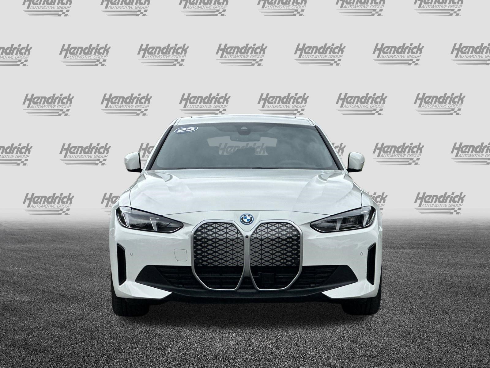 Used 2025 BMW i4 eDrive40 w/ Premium Package image 10