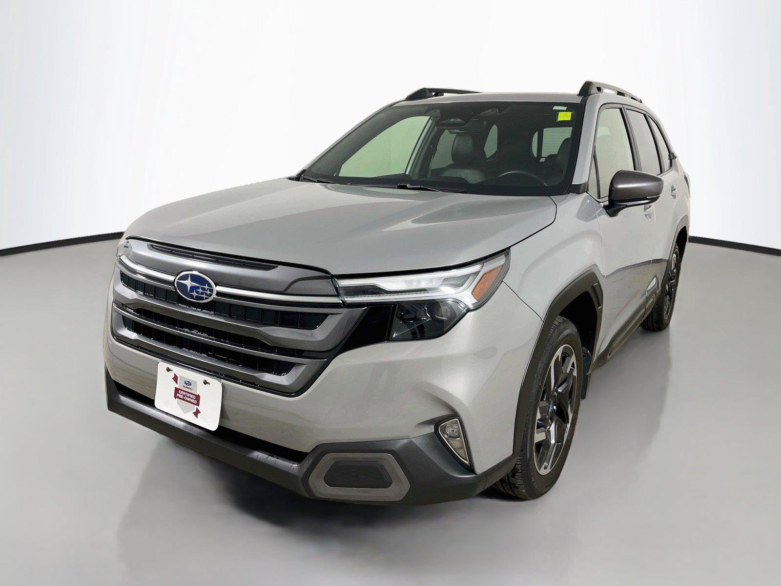 Used 2025 Subaru Forester Limited AWD/4WD image 4