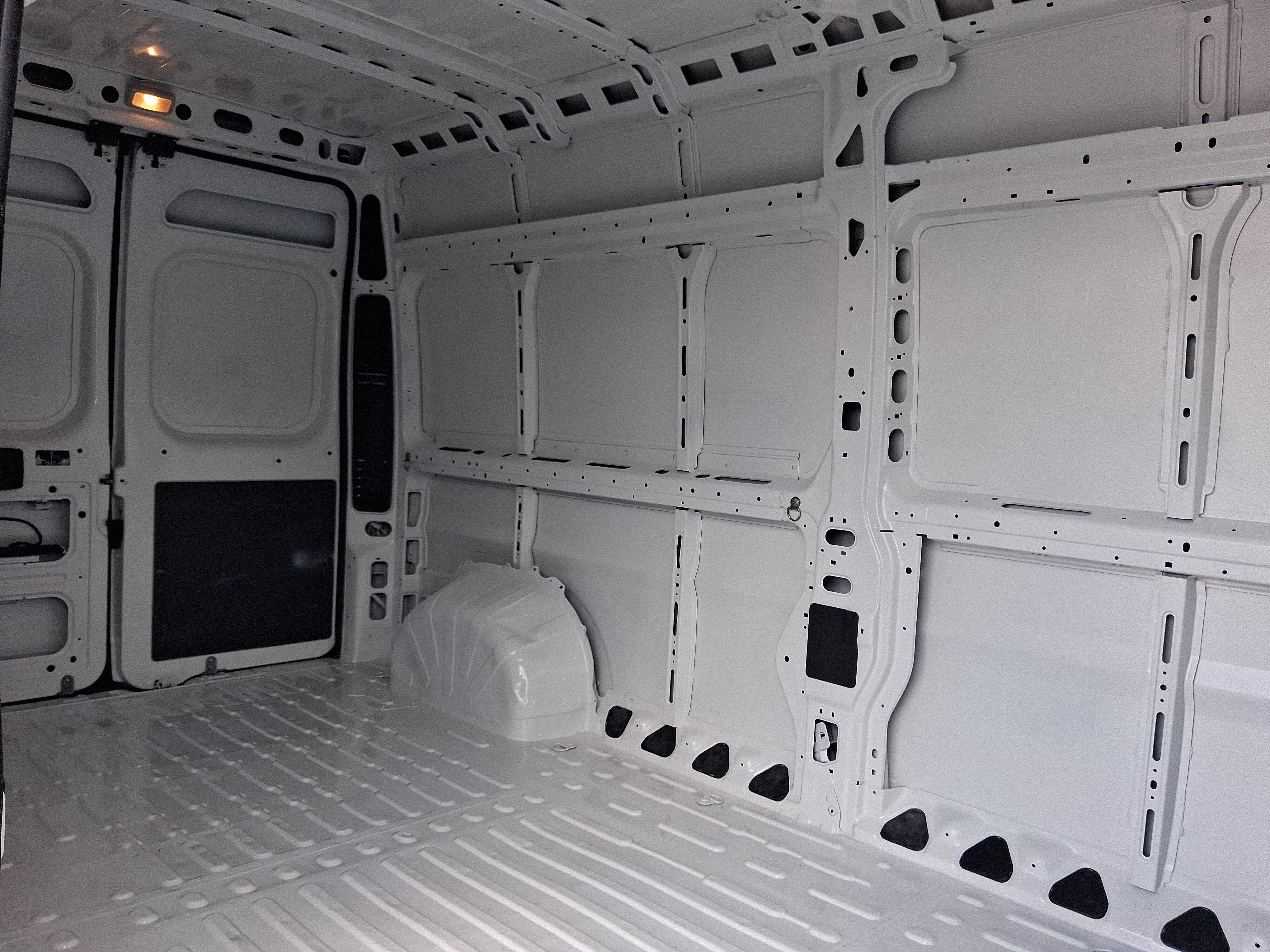 Used 2017 RAM ProMaster 2500 FWD image 11
