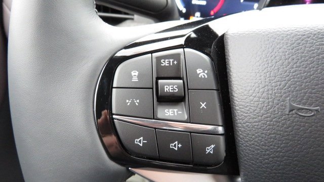 New 2026 Ford Explorer Platinum image 24