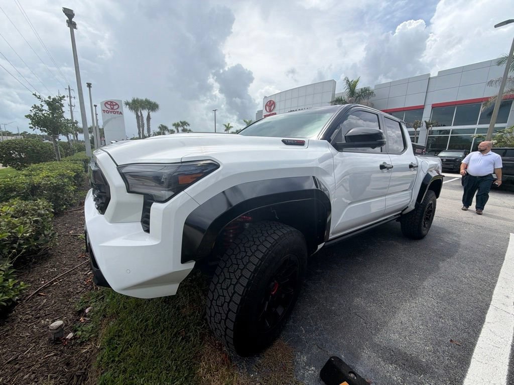 Used 2026 Toyota Tacoma TRD Pro w/ Tow Tech Package AWD/4WD image 4