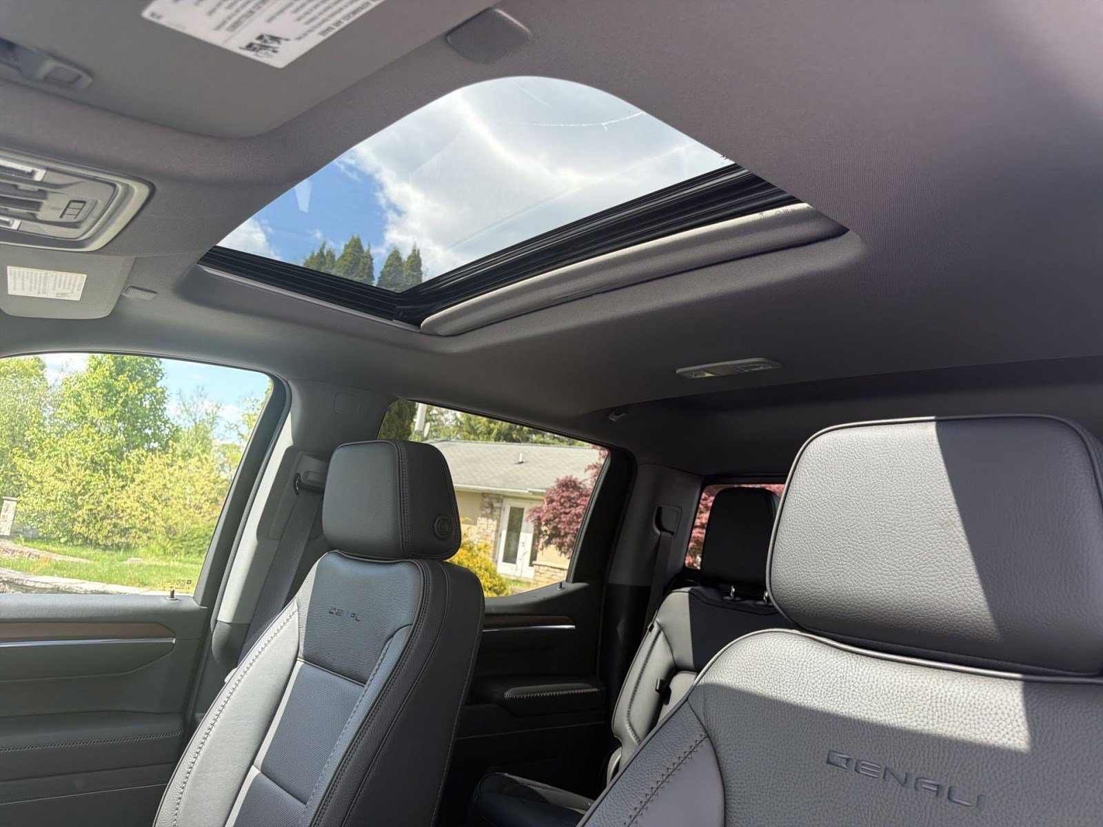 New 2026 GMC Sierra 1500 Denali w/ Denali Reserve Package AWD/4WD image 24