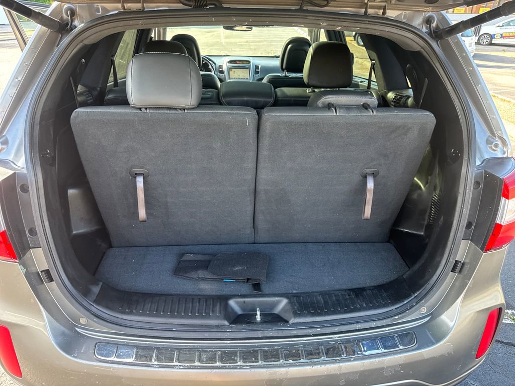 Used 2015 Kia Sorento SX FWD image 44