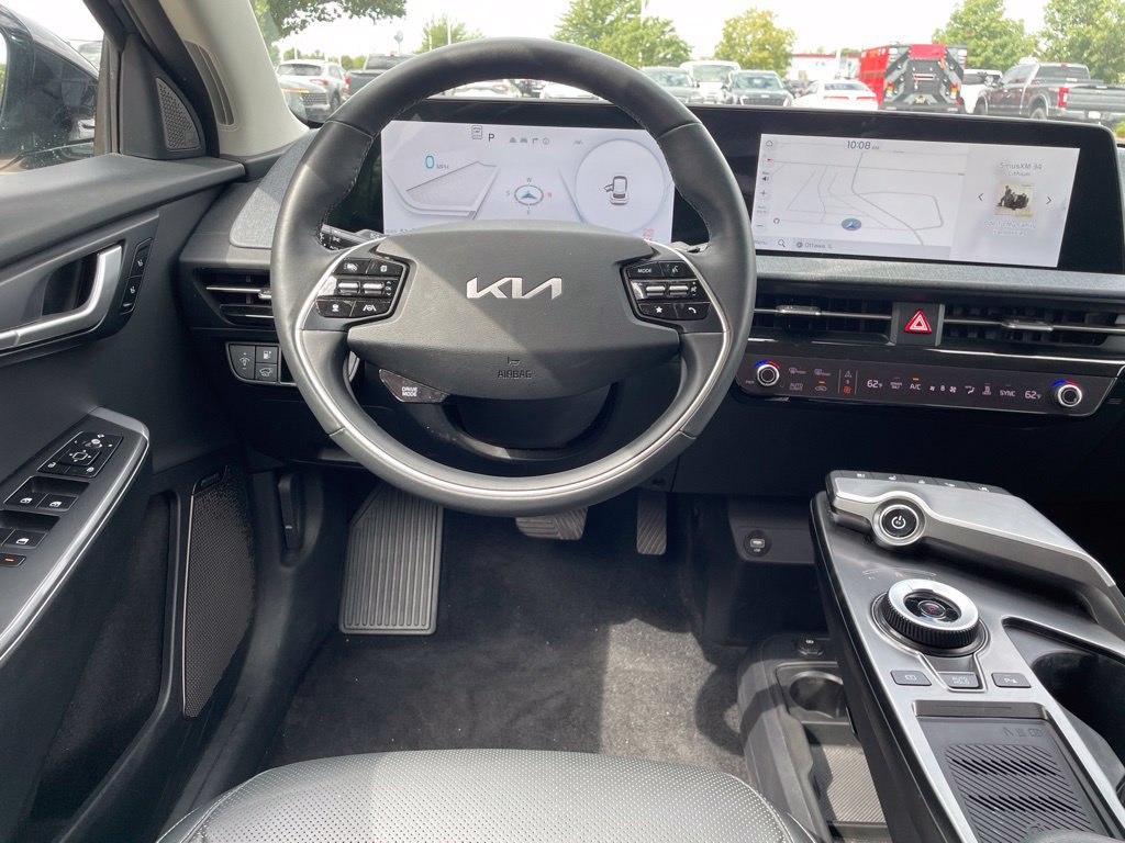 Used 2023 Kia EV6 Wind w/ Wind Technology Package AWD/4WD image 12