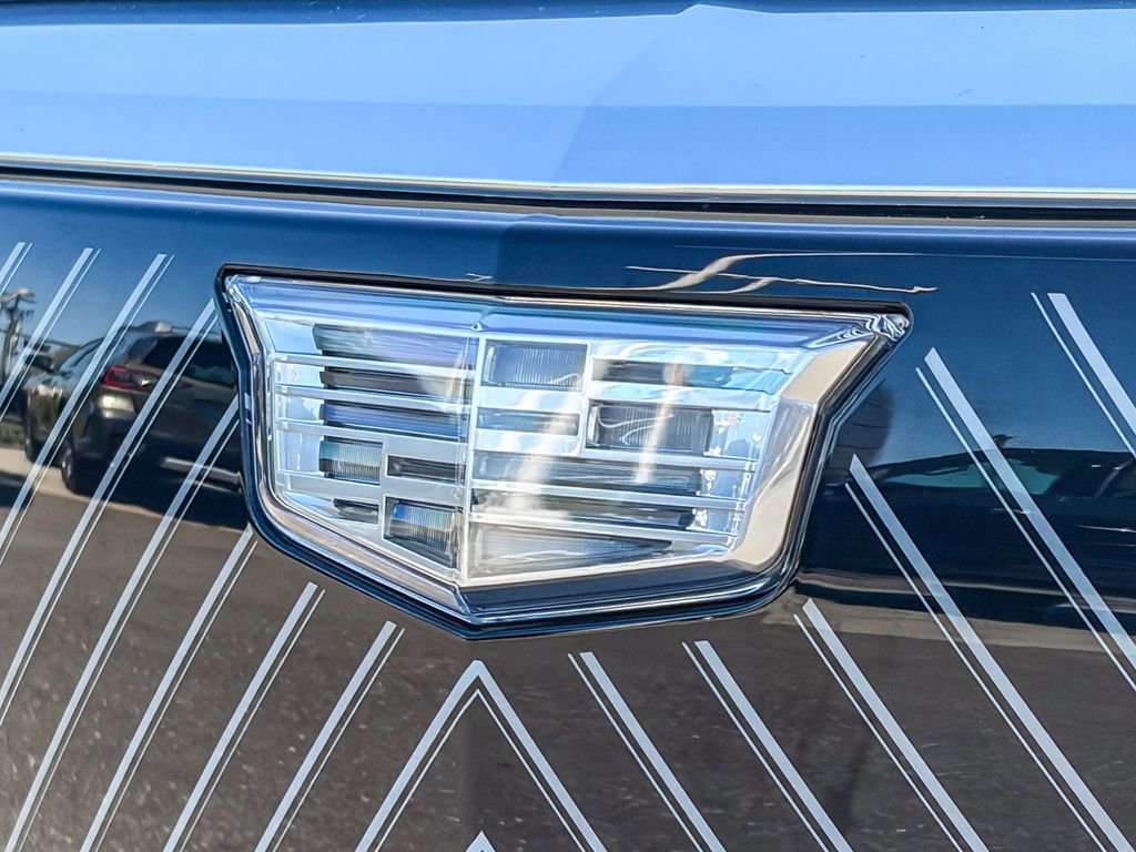 Certified 2025 Cadillac Lyriq Luxury image 13