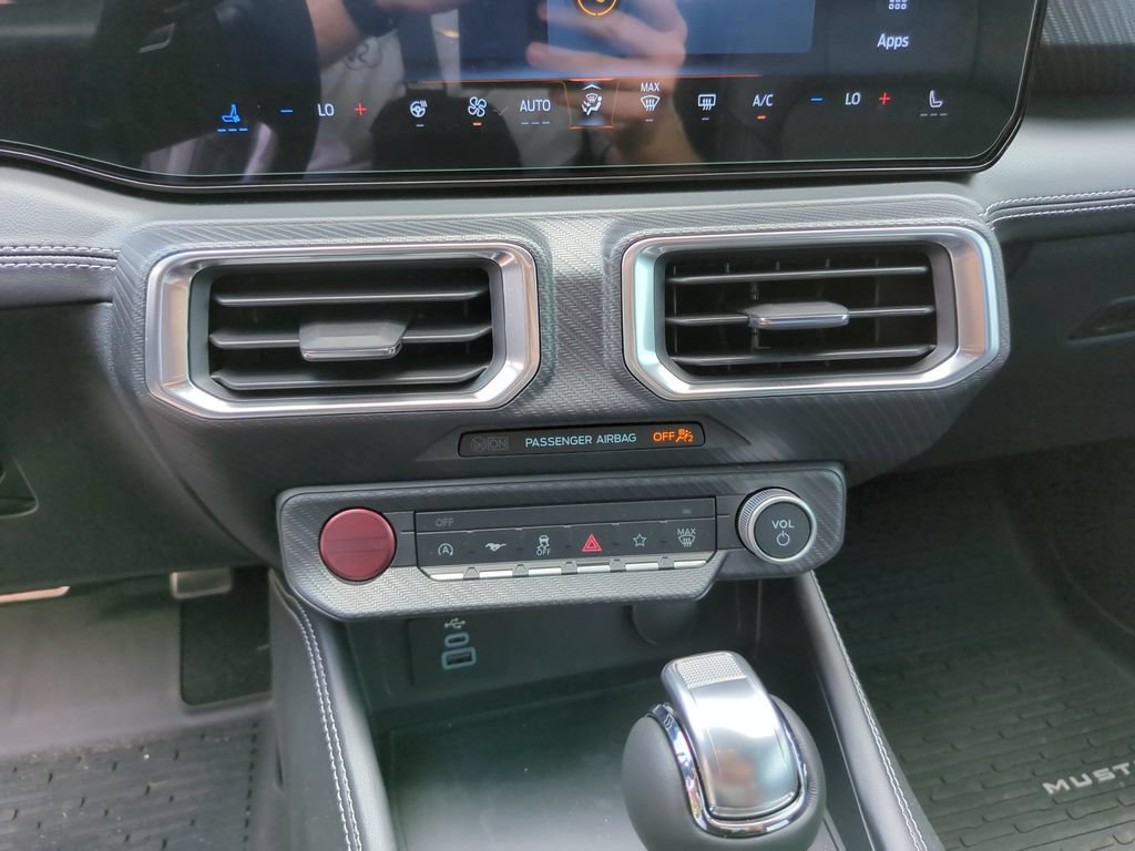 Used 2025 Ford Mustang GT Premium RWD image 25