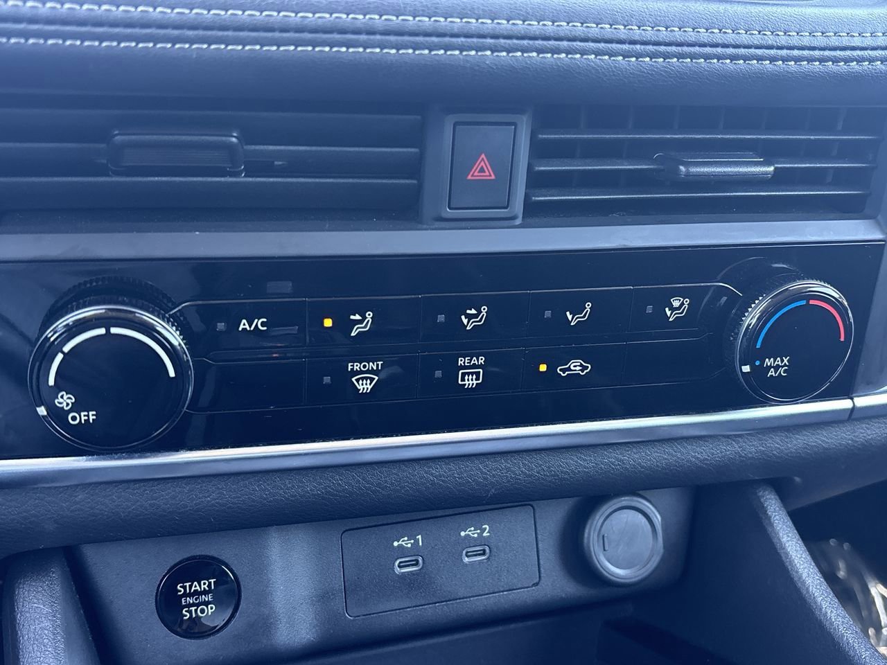 Used 2024 Nissan Rogue S image 21