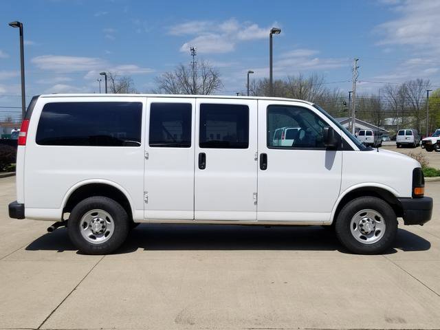 Used 2016 Chevrolet Express 2500 LS RWD image 7