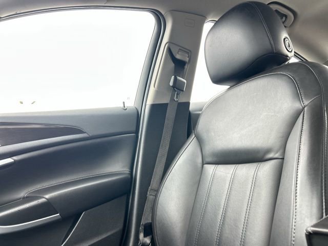 Used 2014 Buick Regal Premium w/ Driver Confidence Package #1 image 47