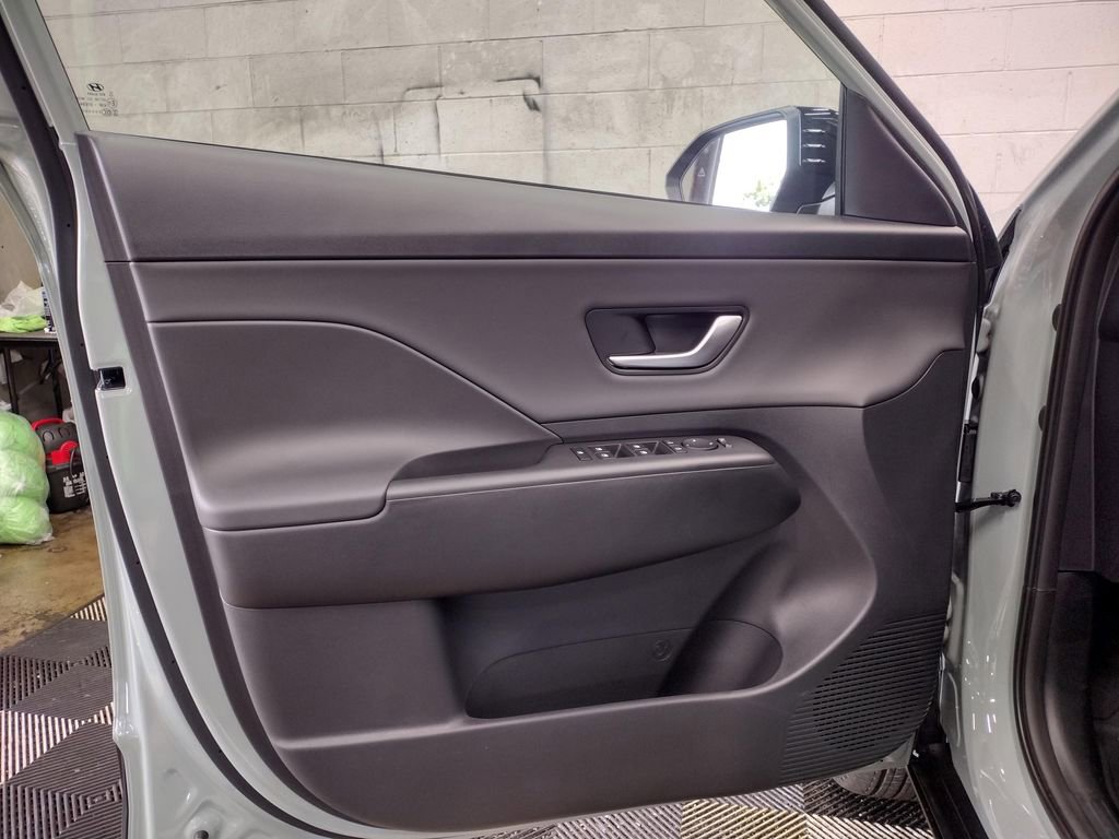New 2026 Hyundai Kona SEL Premium image 17