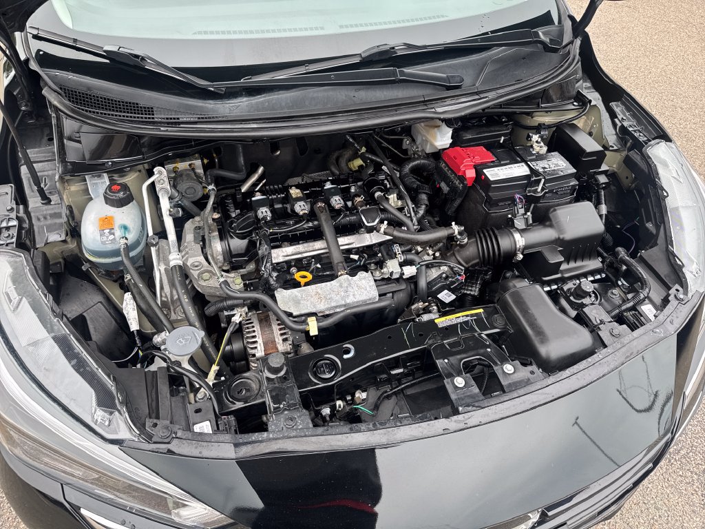 Used 2025 Nissan Versa SV FWD image 42