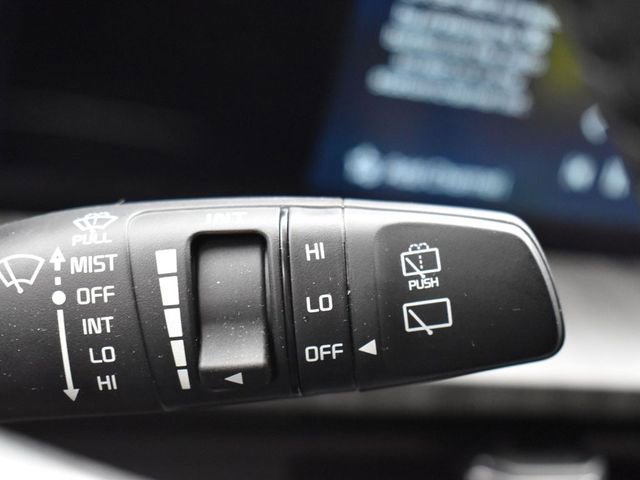 Used 2025 Kia Telluride SX w/ SX Captain's Chair Package image 29