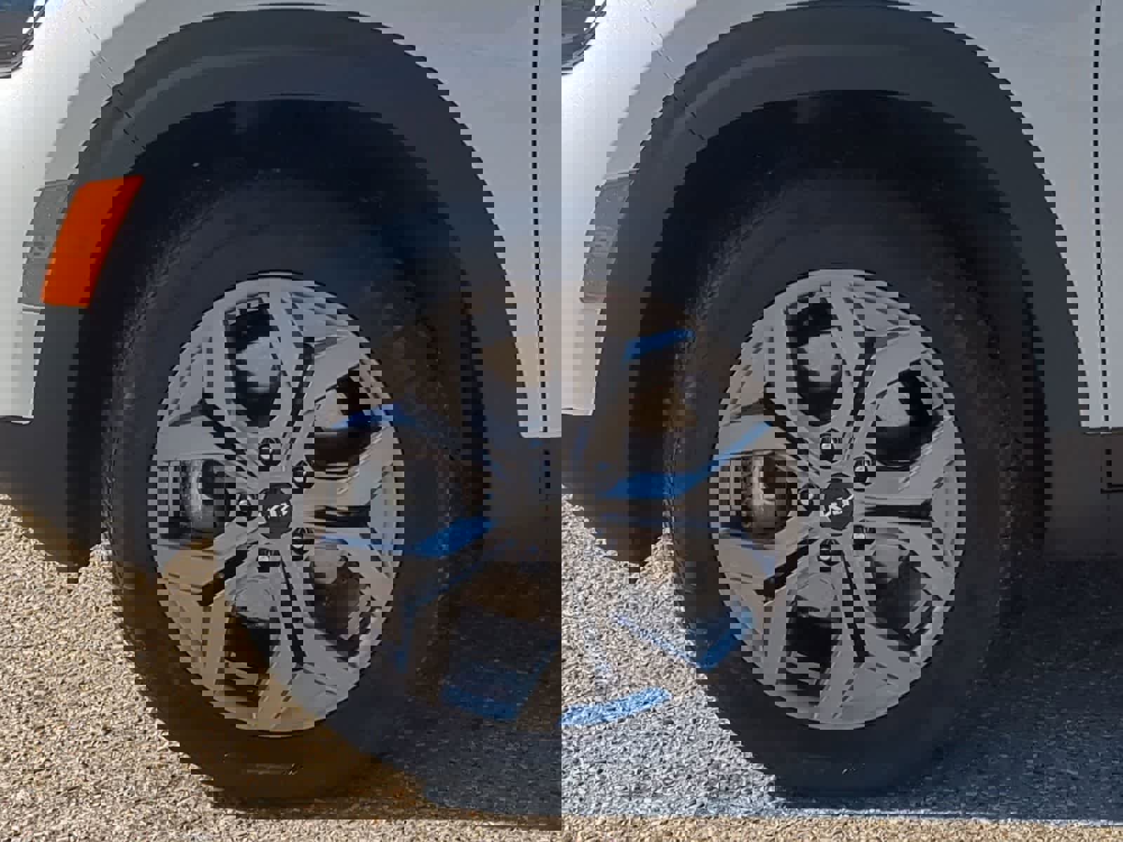 Used 2024 Kia Seltos S image 21