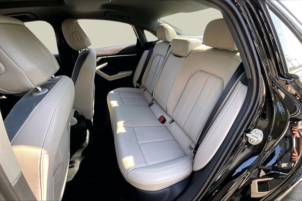 Used 2024 Audi A3 2.0T Premium image 18