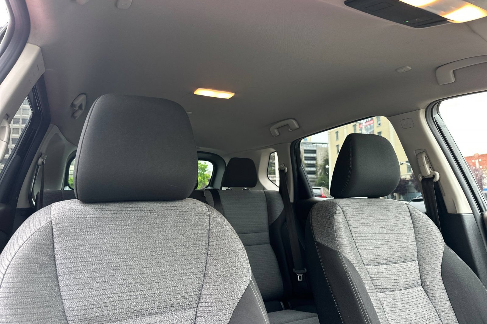 Used 2023 Nissan Rogue SV FWD image 21