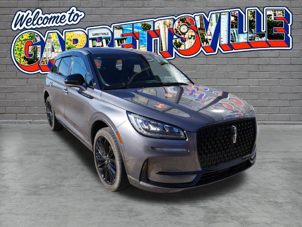 Used 2024 Lincoln Corsair AWD w/ Equipment Group 101A image 30