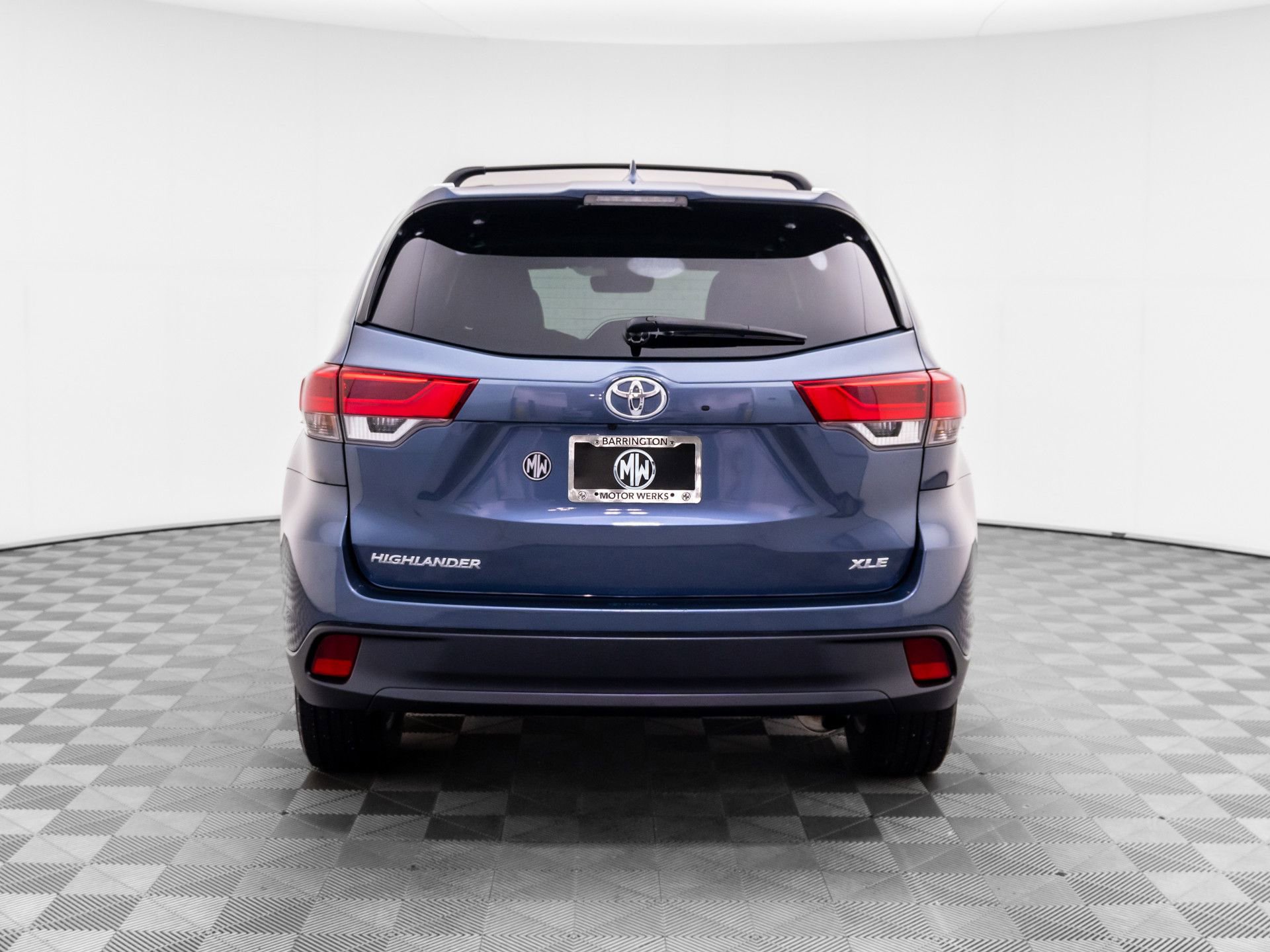 Used 2019 Toyota Highlander XLE image 4