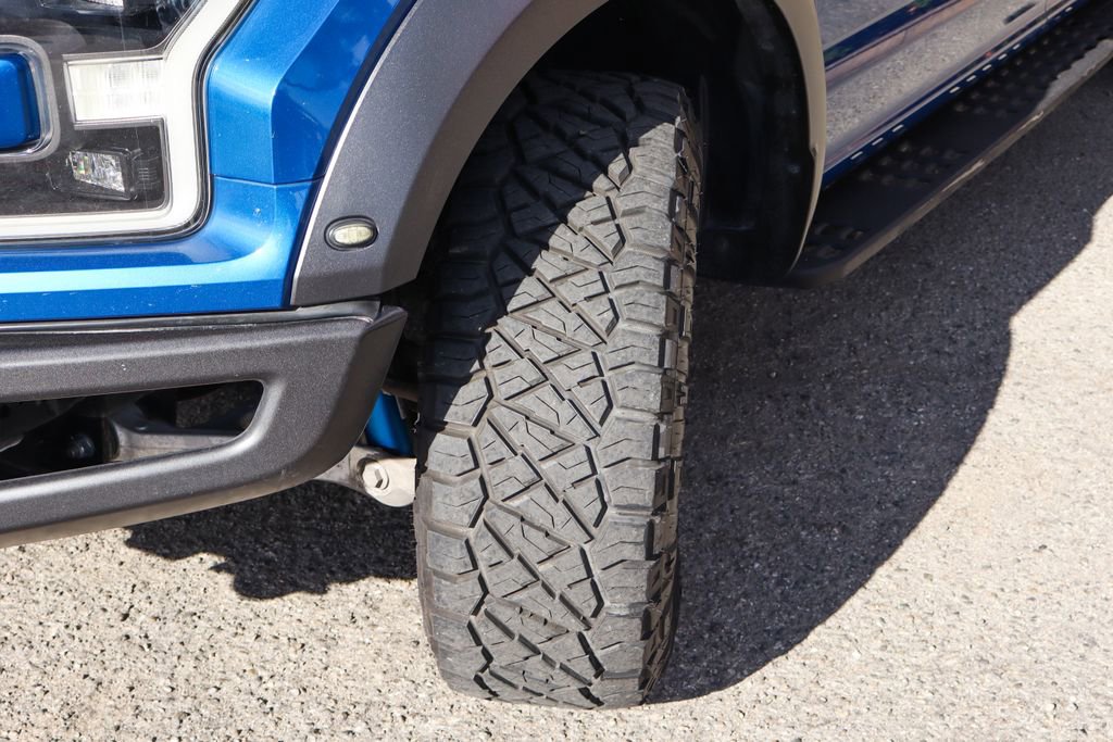 Used 2018 Ford F150 Raptor w/ Equipment Group 802A Luxury image 57