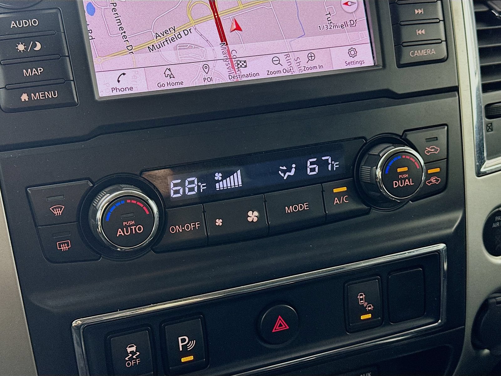 Used 2019 Nissan Titan SV w/ SV Convenience Package AWD/4WD image 26